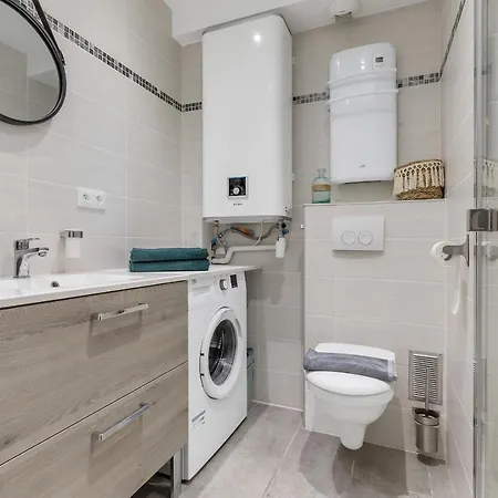 Zen Et Summer Zen Coursive Naturiste Agde