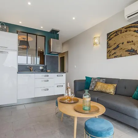 Zen Et Summer Zen Coursive Naturiste