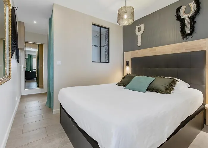 Zen Et Summer Zen Coursive Naturiste *